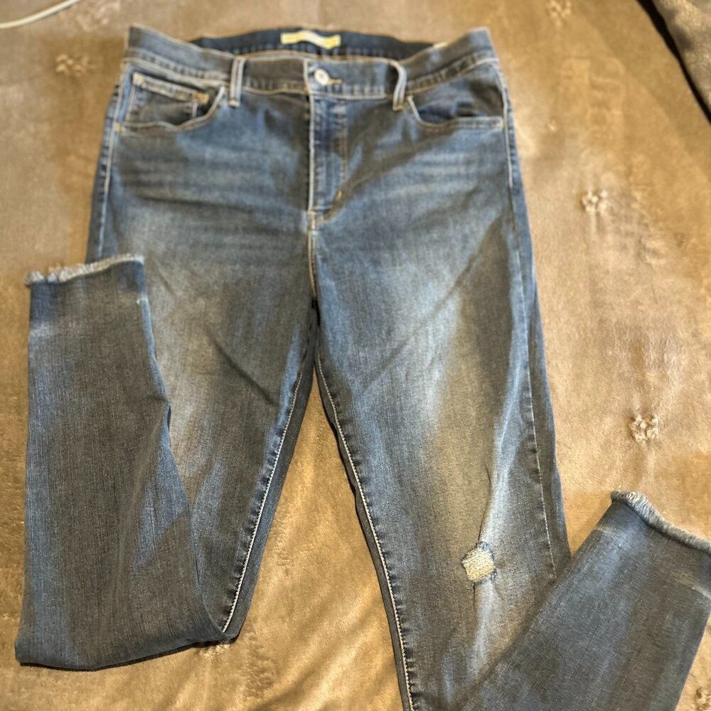 Levis 720 High Rise Super Skinny Stretch Denim Blue Jeans Women’s Size 32    4